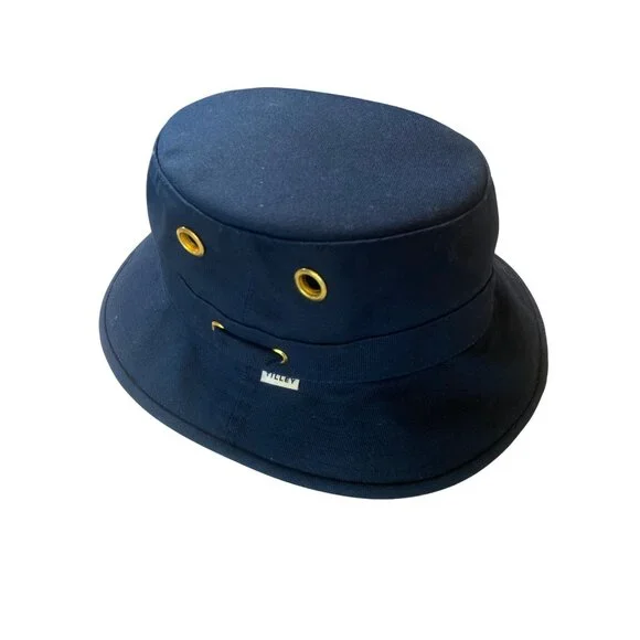 New Tilley T1 Iconic Bucket Hat Medium 7 1/4 New Navy Unisex MSRP$109 - Picture 16 of 16